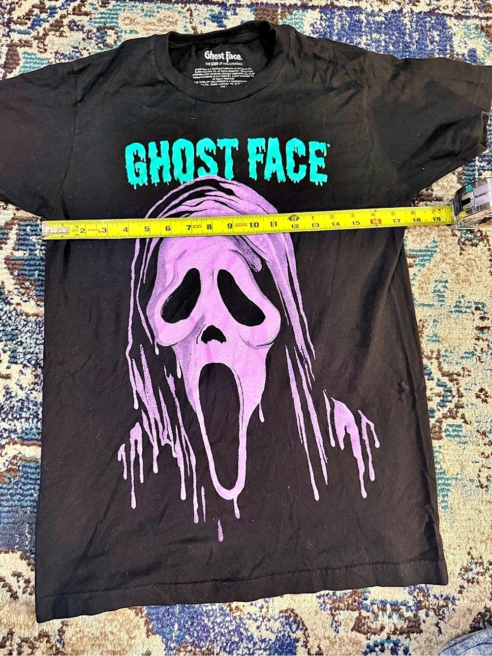 Ghost Face Purple Drip Graphic T-Shirt Short Sleeve Tee in Black & Purple